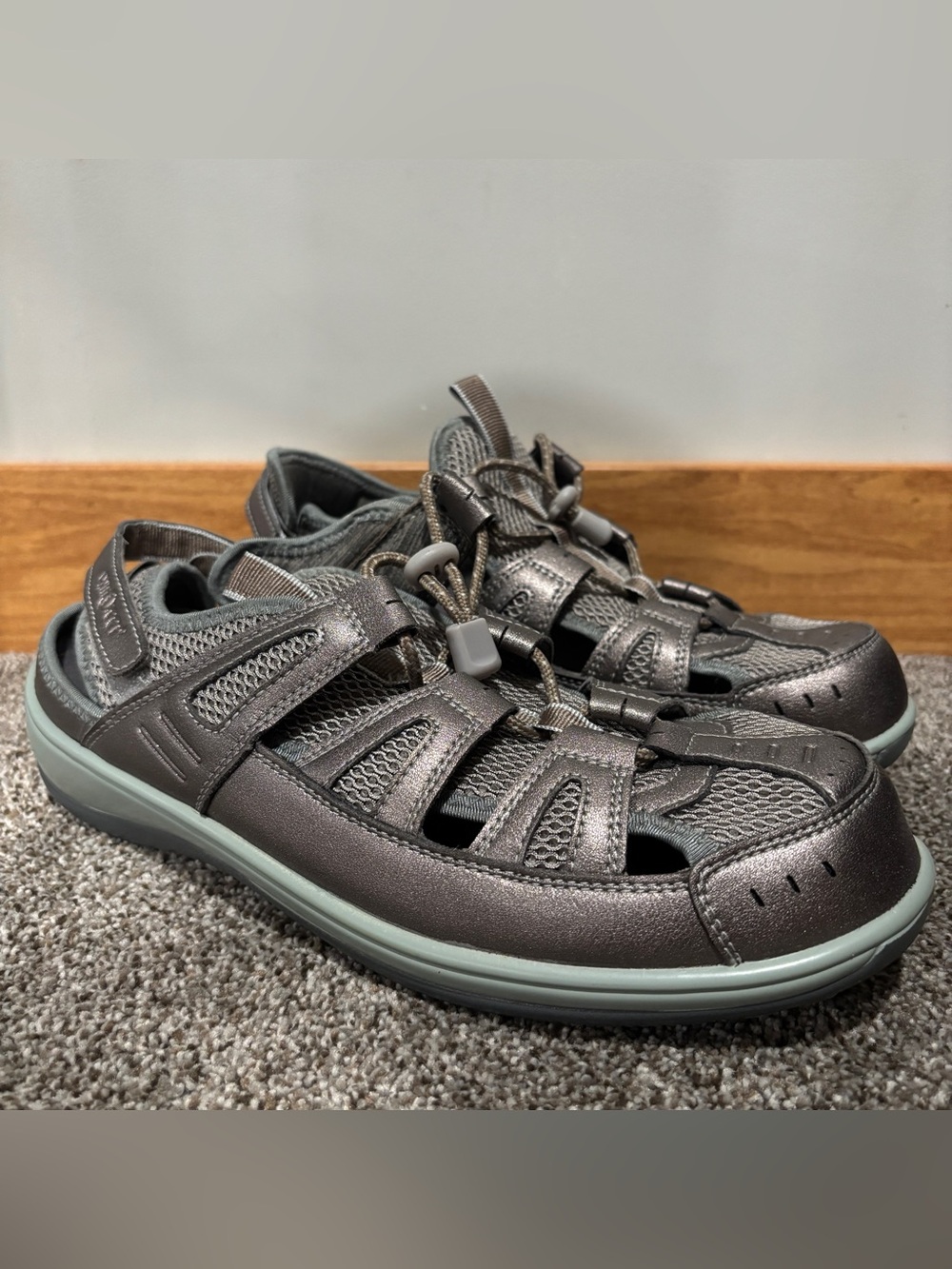 Orthofeet Verona 997 Womens Sz 11 2E Metallic Pewter Orthotic Sandals Shoes